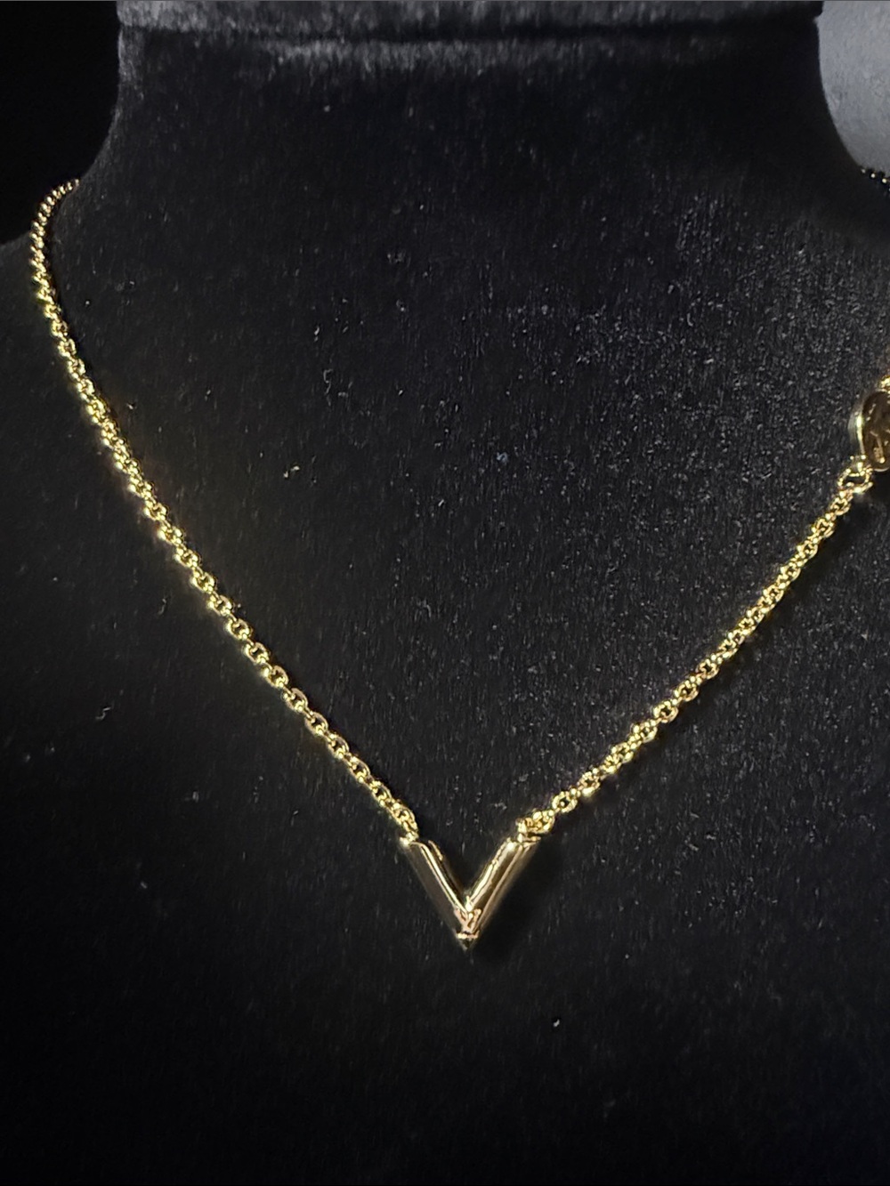 Gold tone V-Shaped Pendant Necklace - Minimal Women's Jewelry